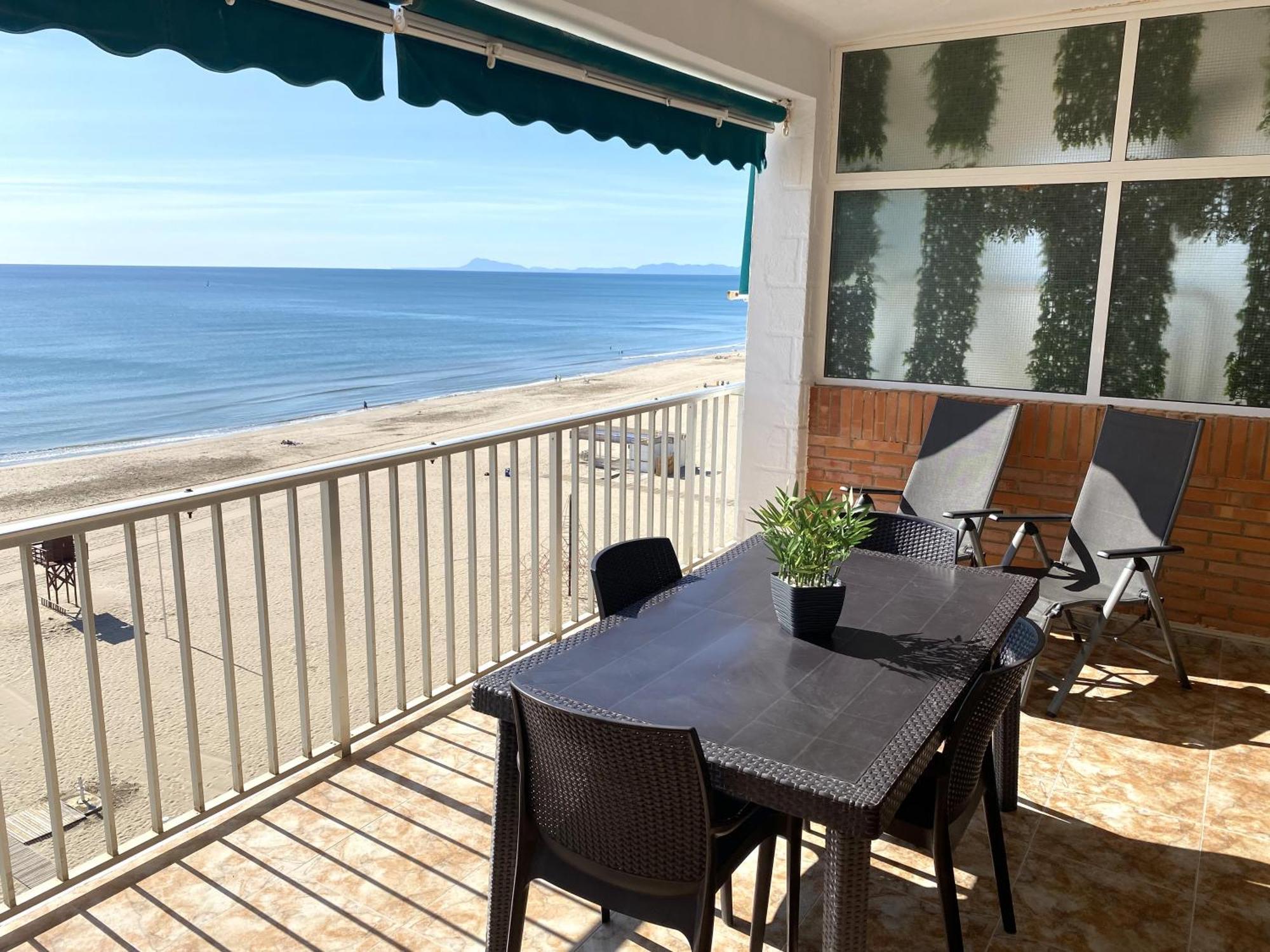 Beachfront And Renovated Apartment Cullera Exteriér fotografie